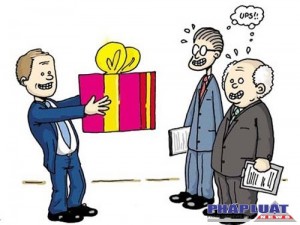 Có cần luật hóa một khái niệm mơ hồ: “Nịnh cấp trên”?