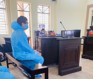 TAND TP Dĩ An xét xử vụ án chứa mại dâm ở cơ sở mát-xa Hoàng Thành