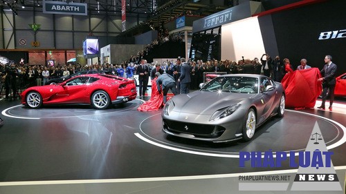 Cận cảnh "quái thú tốc độ" Ferrari 812 Superfast