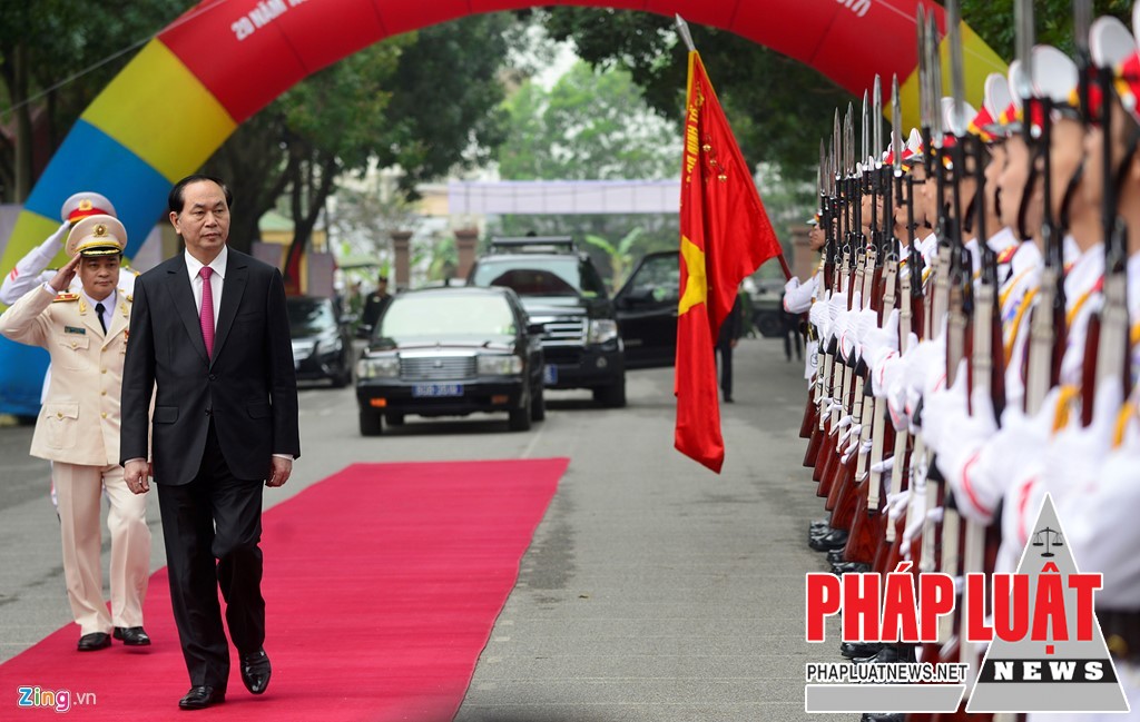 Ngày 9/3, Chủ tịch nước Trần Đại Quang đến dự lễ kỷ niệm 20 thành lập Tiểu đoàn Cảnh sát đặc nhiệm số 1 (Bộ Tư lệnh cảnh sát cơ động).