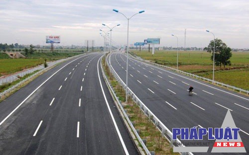 Tổng mức đầu tư dự kiến cho dự án cao tốc nói trên là 12.500 tỷ đồng, trong đó vốn ngân sách Trung ương chiếm 2/3 - Ảnh minh họa.